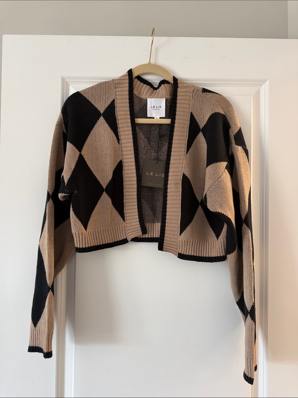 Le Lis Black and Tan Argyle Cropped Cardigan